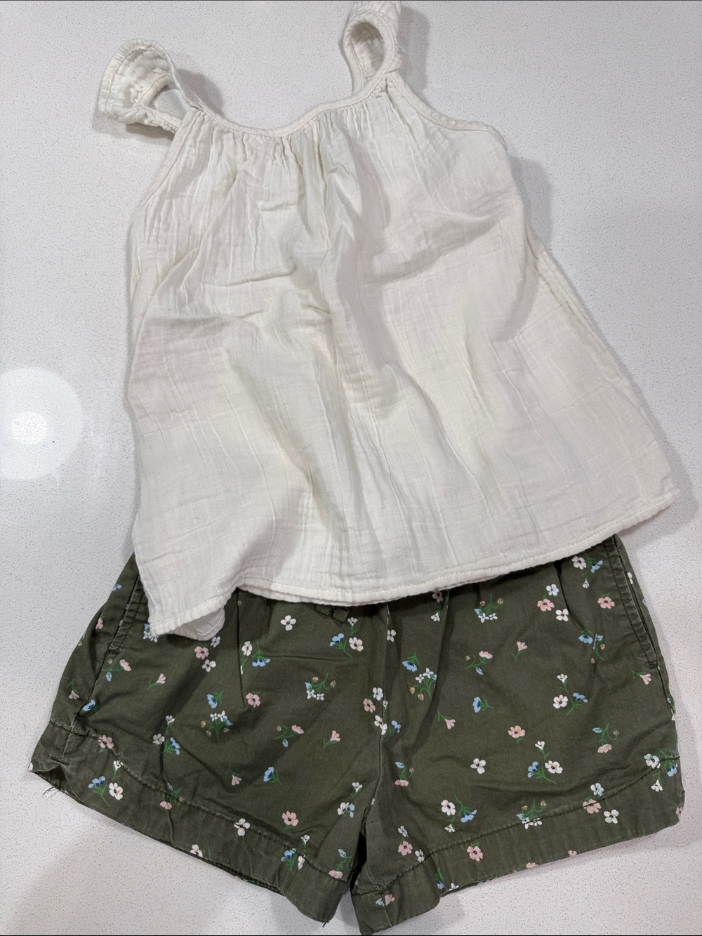 Arizona Girls Creamy White Gauzy Tank & Carters Olive Green w/Flowers Shorts set